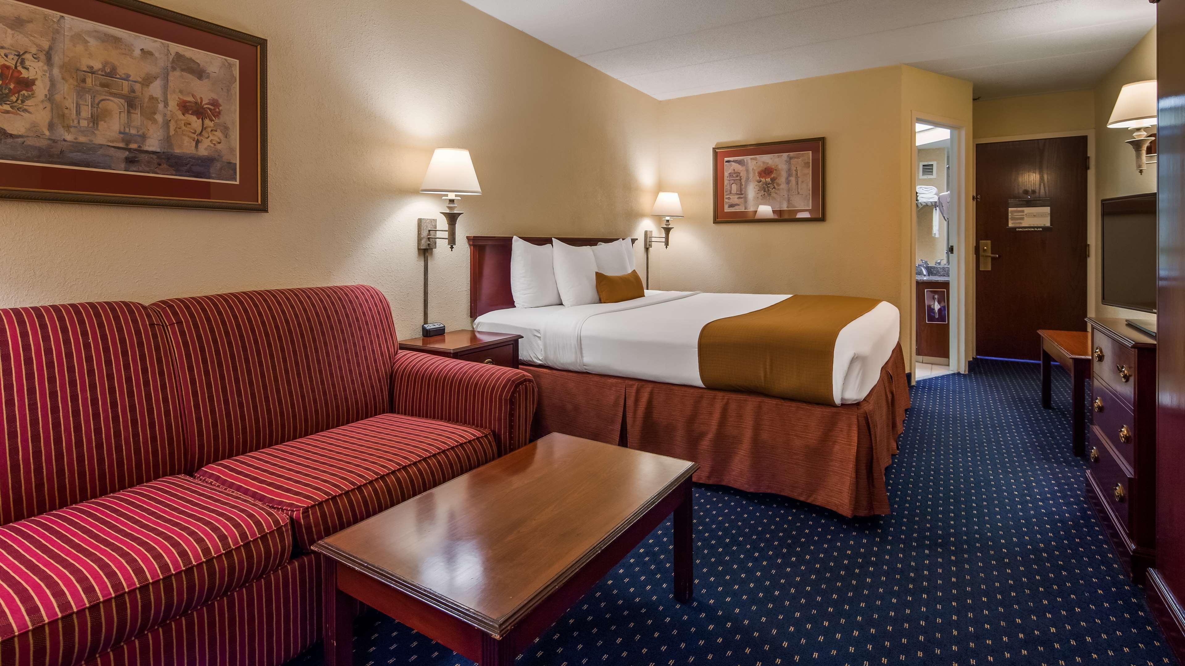 Surestay Plus Hotel By Best Western Chicago Lombard Buitenkant foto