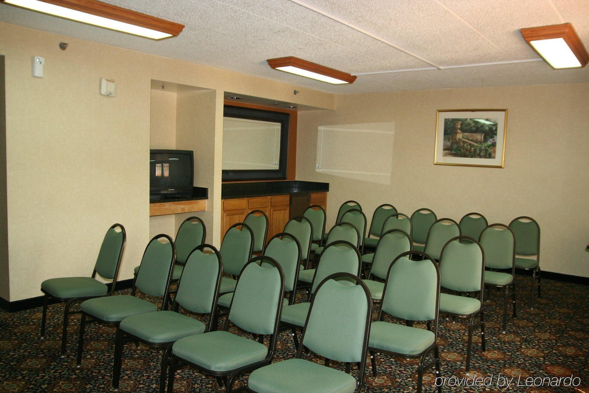 Surestay Plus Hotel By Best Western Chicago Lombard Buitenkant foto